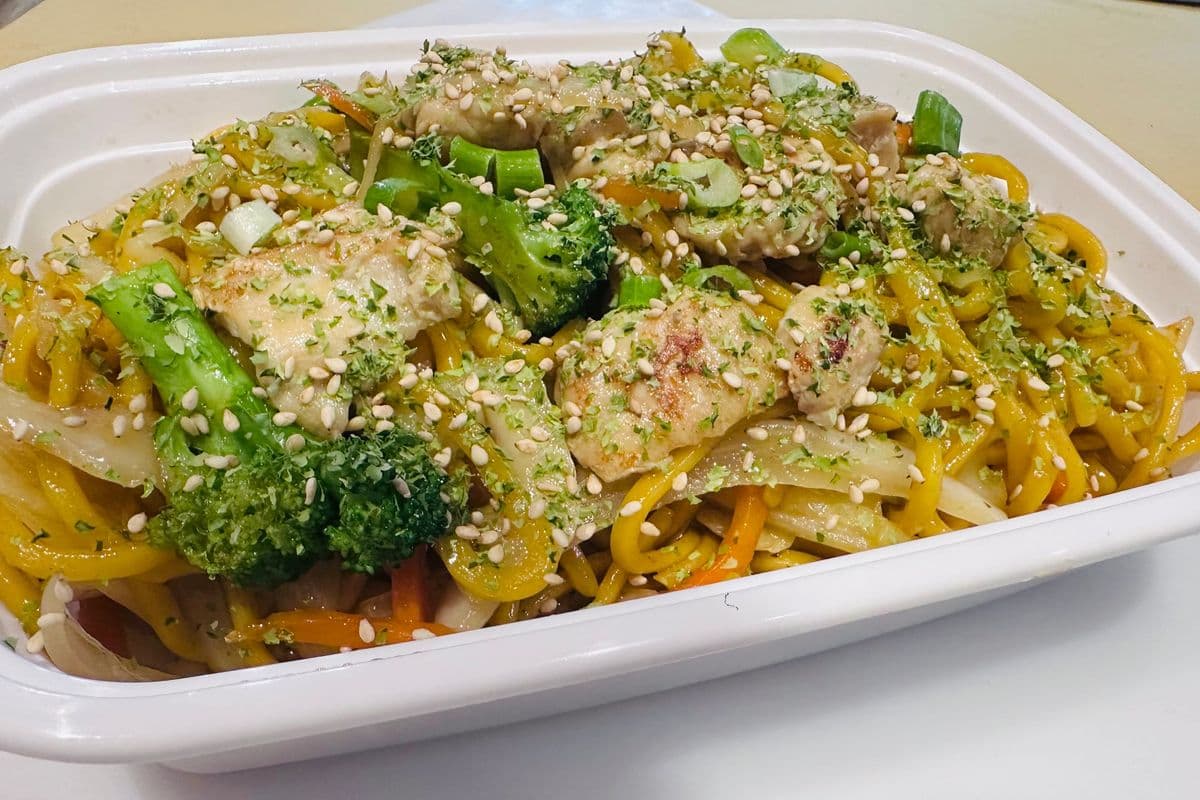 L1. Chicken Yaki Soba