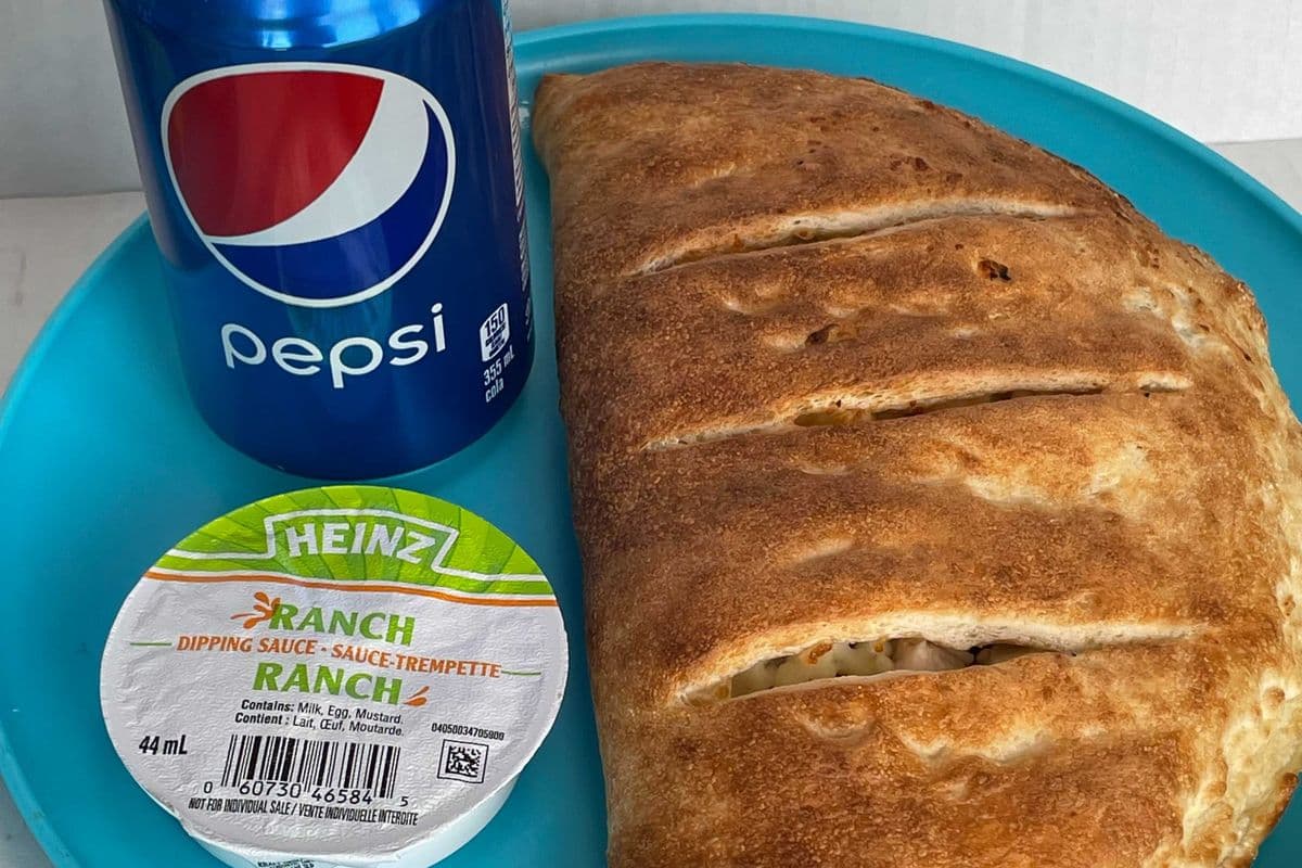Medium Calzone 12"