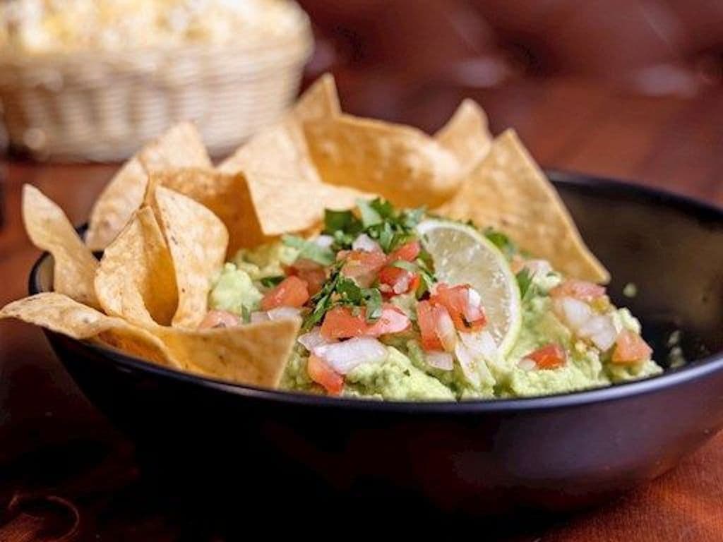 Guacamole & chips nachos/Nachos Chips & Guacamole
