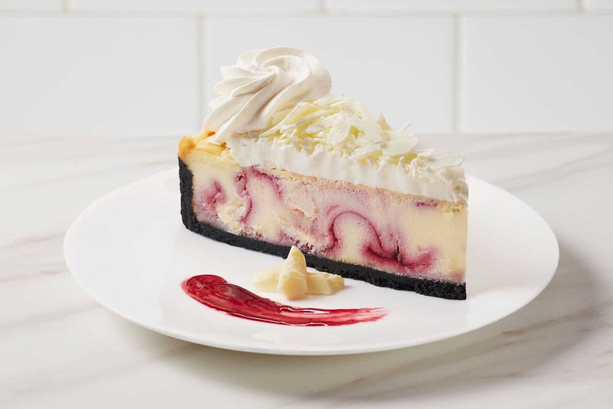 White Chocolate Raspberry Cheesecake Slice (1 Slice)