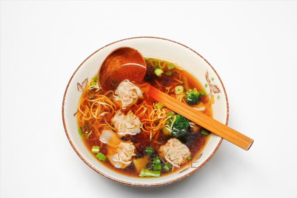 A14. Wor Wonton Soup(10pcs) - 窩雲吞湯(10pcs)