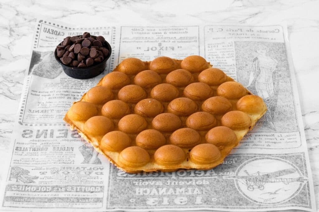 Chocolate Chips Bubble Waffle
