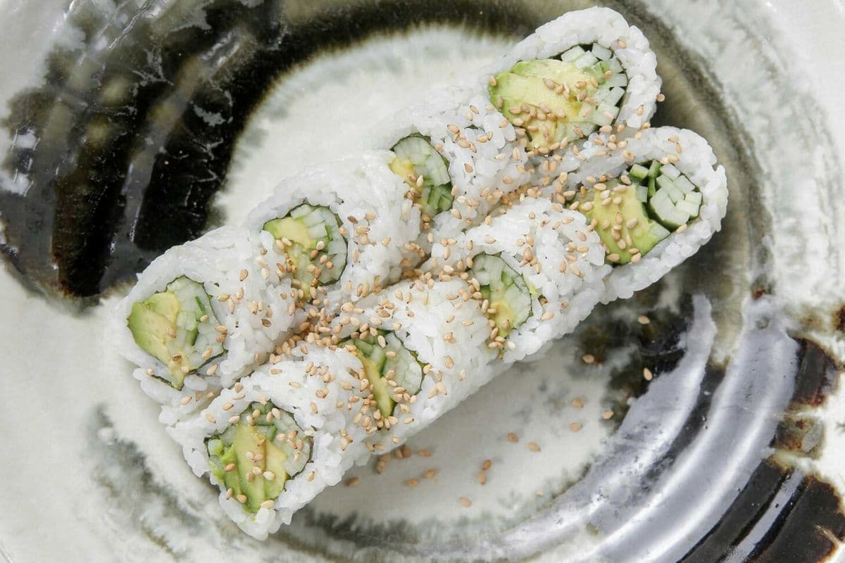 Avo Kappa Maki Roll (8 pcs)