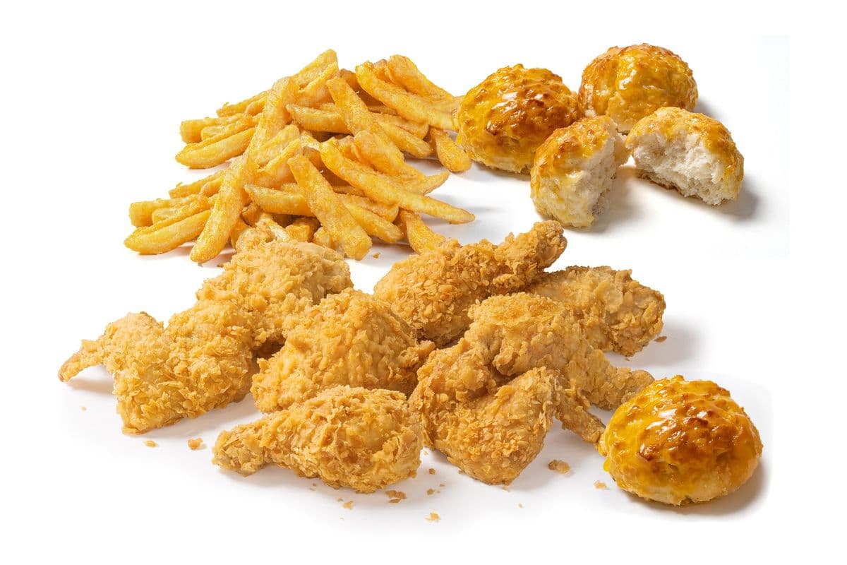 Family Chicken Meal (8 pcs)