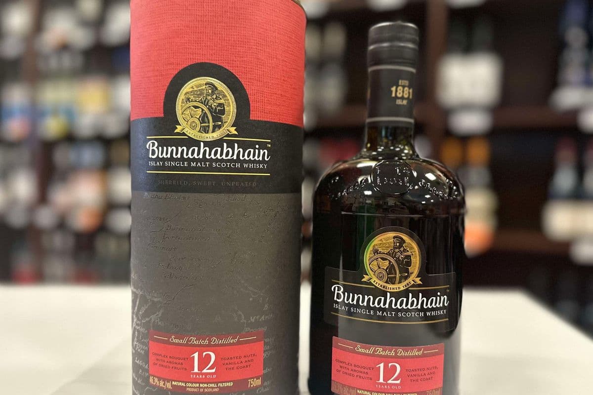 BUNNAHABHAIN 12YO (1 x 750 mL)