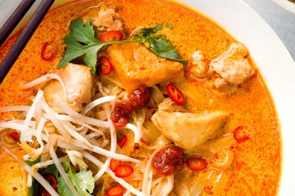Seafood Laksa Noodle Soup