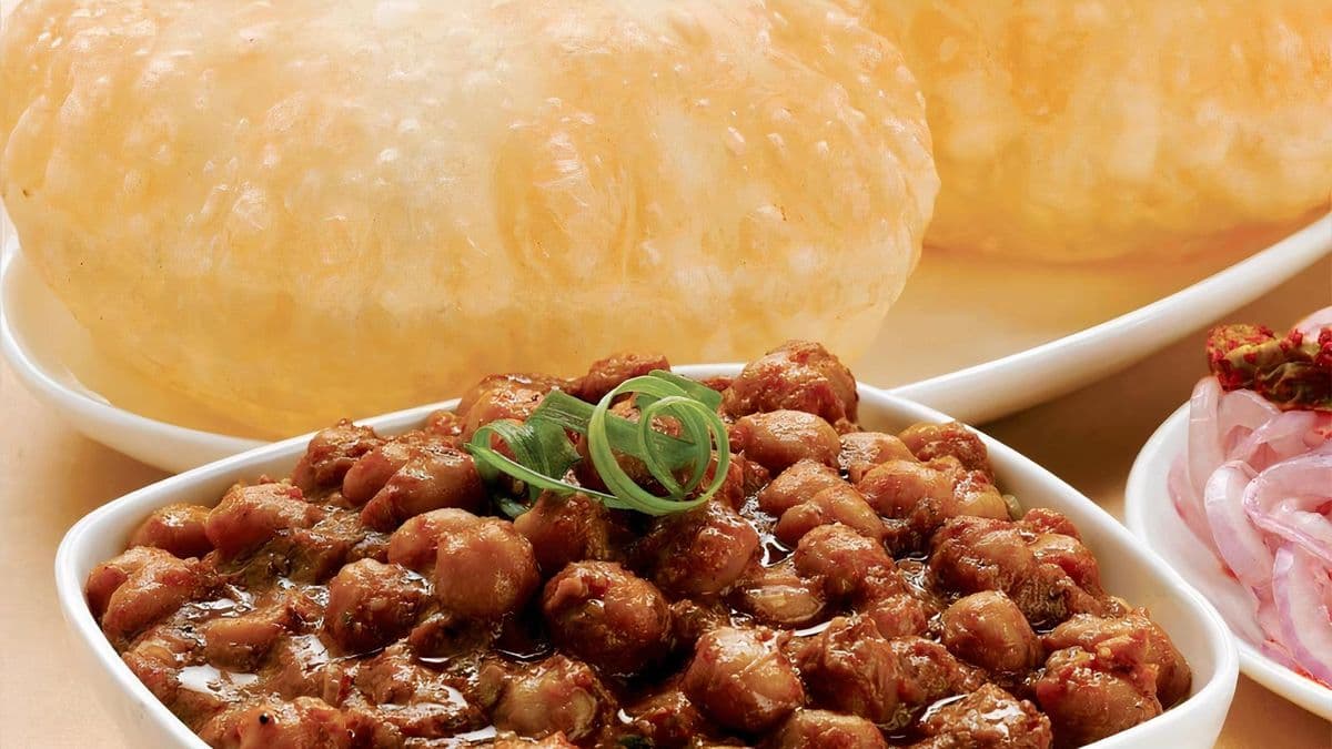 Best Cholla Bhatura/Mango Lassi- Special