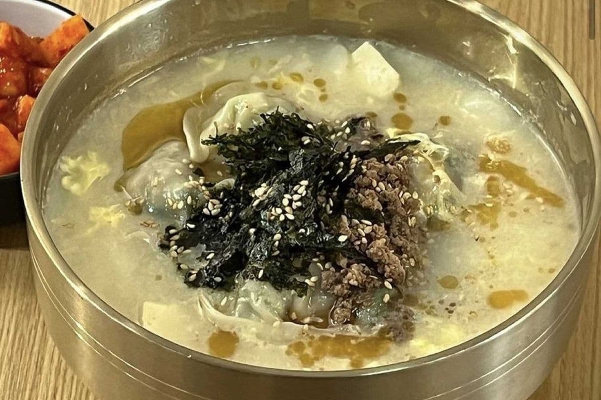 Dduck Mandu Soup
