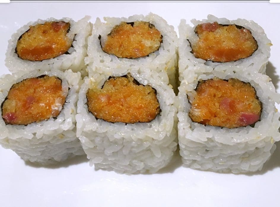 19.Spicy Salmon Roll (6 pcs)