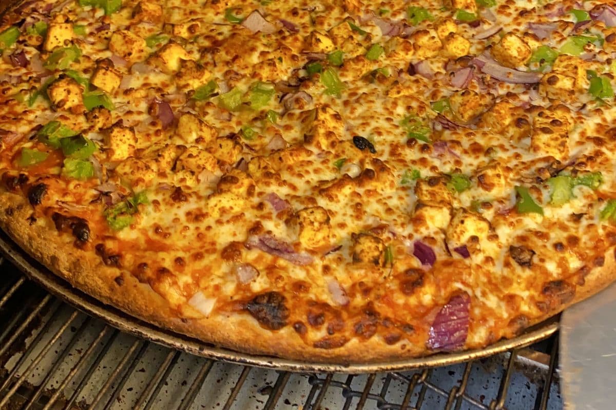 Large Shahi Paneer Pizza