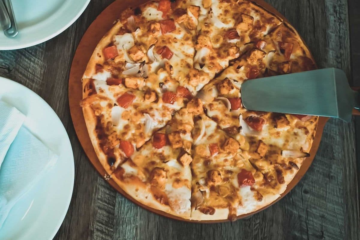 12" Cottage Cheese Pizza