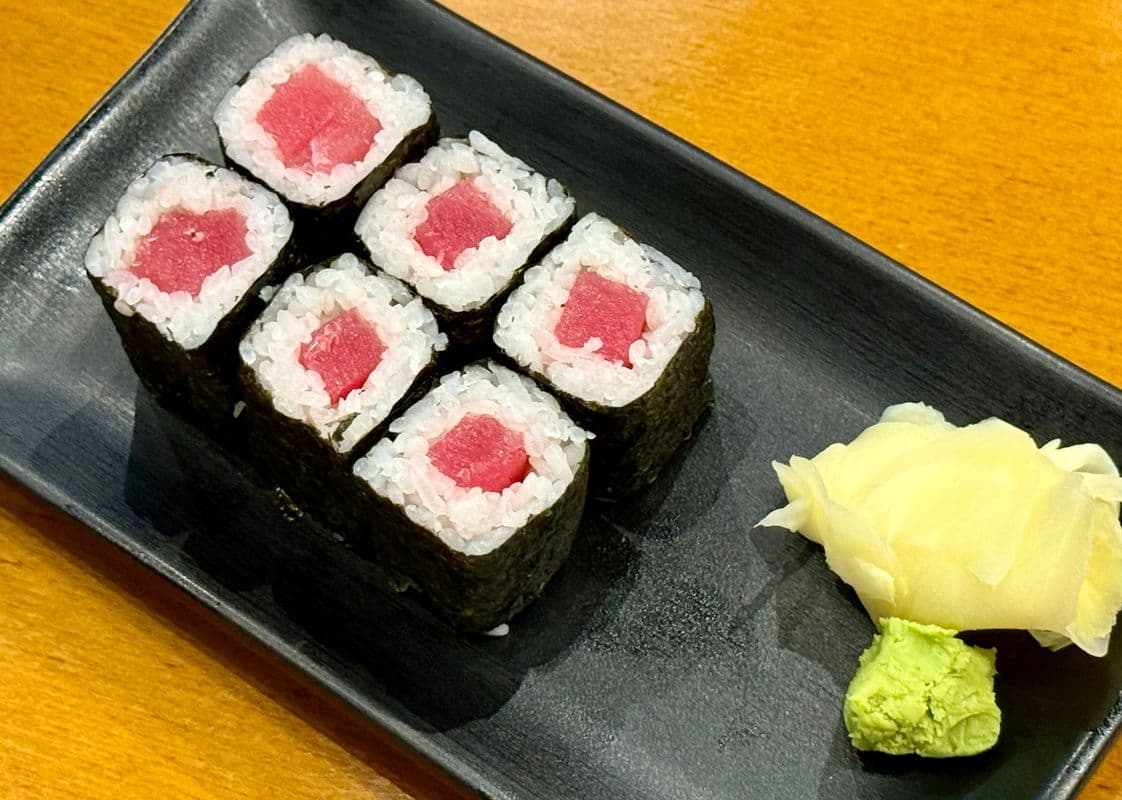 Ahi Tuna Maki (6pcs)