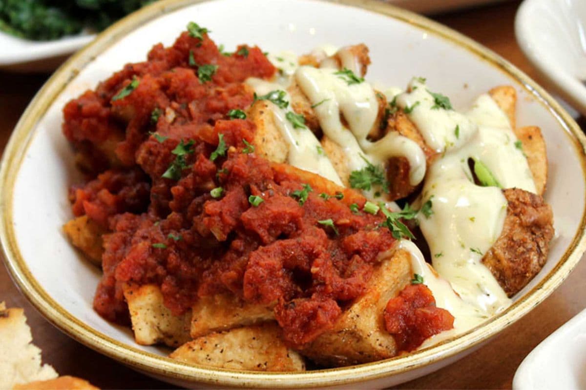 Papas Bravas /w Garlic Aioli & Chili Tomato Sauce
