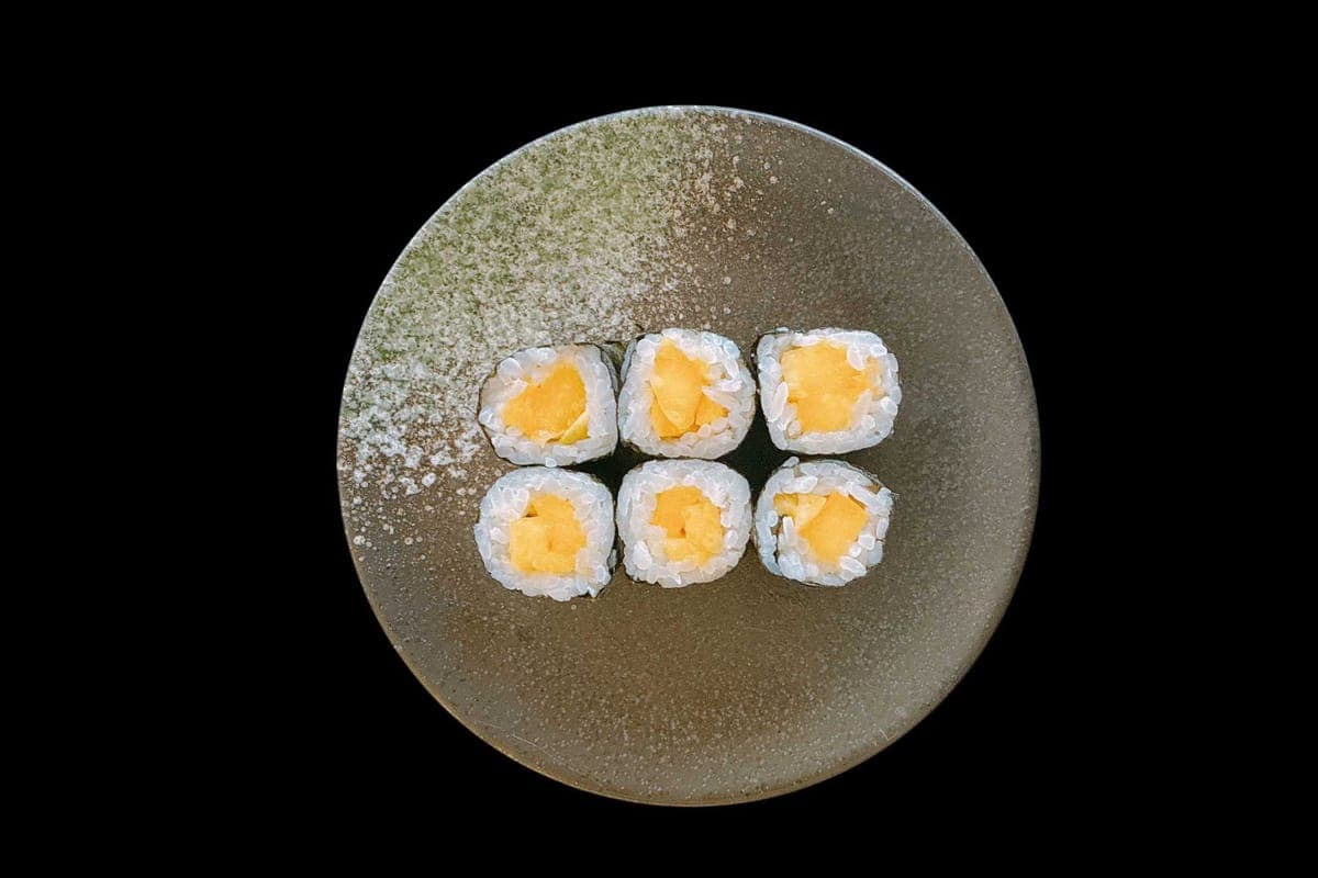 Mango Maki Roll - 6 pc