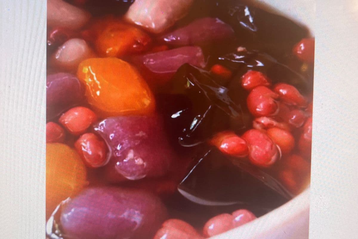 Grass Jelly with Purple rich porridge soup (烧仙草紫米粥糖水)