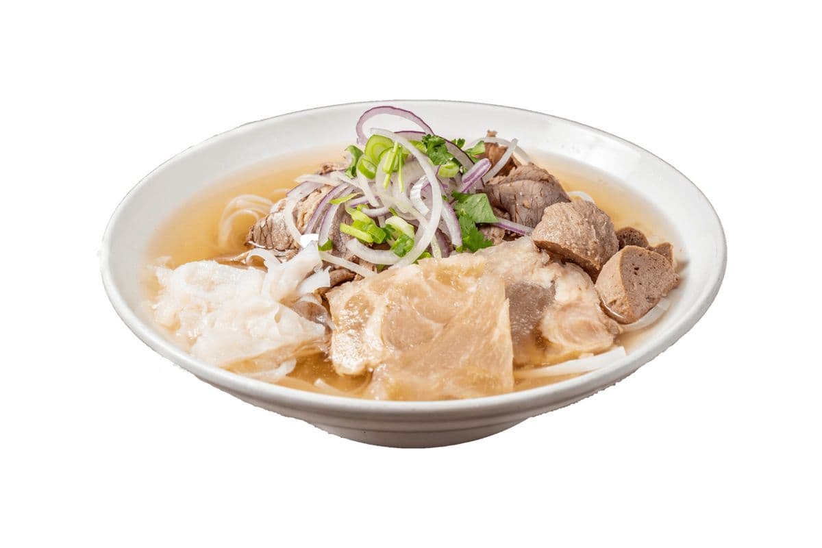 P15. Pho Brisket, Tendon, Tripe, Beef Balls (Large)