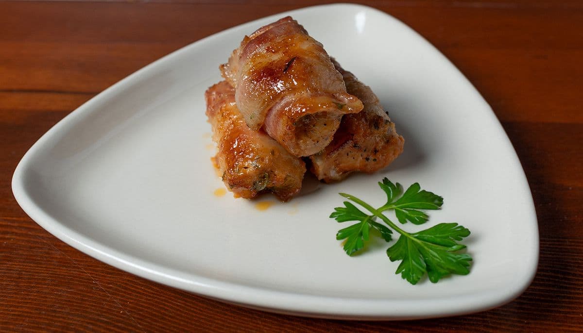 Frango com Bacon - Chicken Wrapped with Bacon
