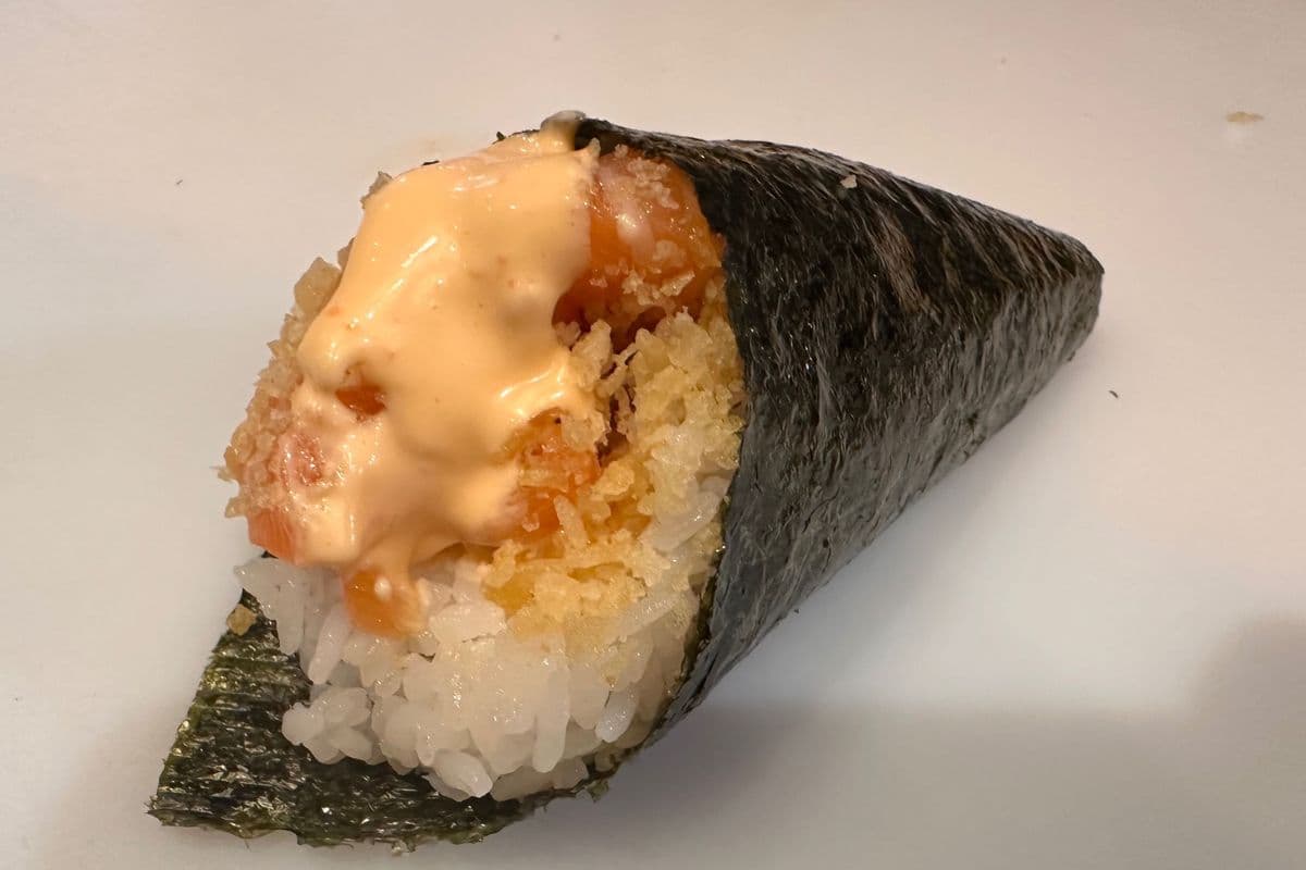 H6.Spicy Salmon Cone