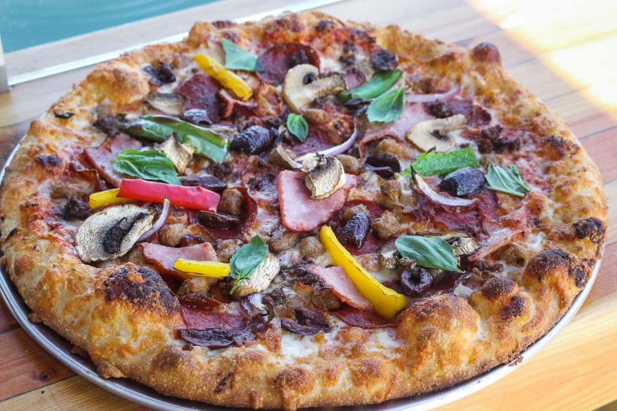 Small Captain's Combo Pizza