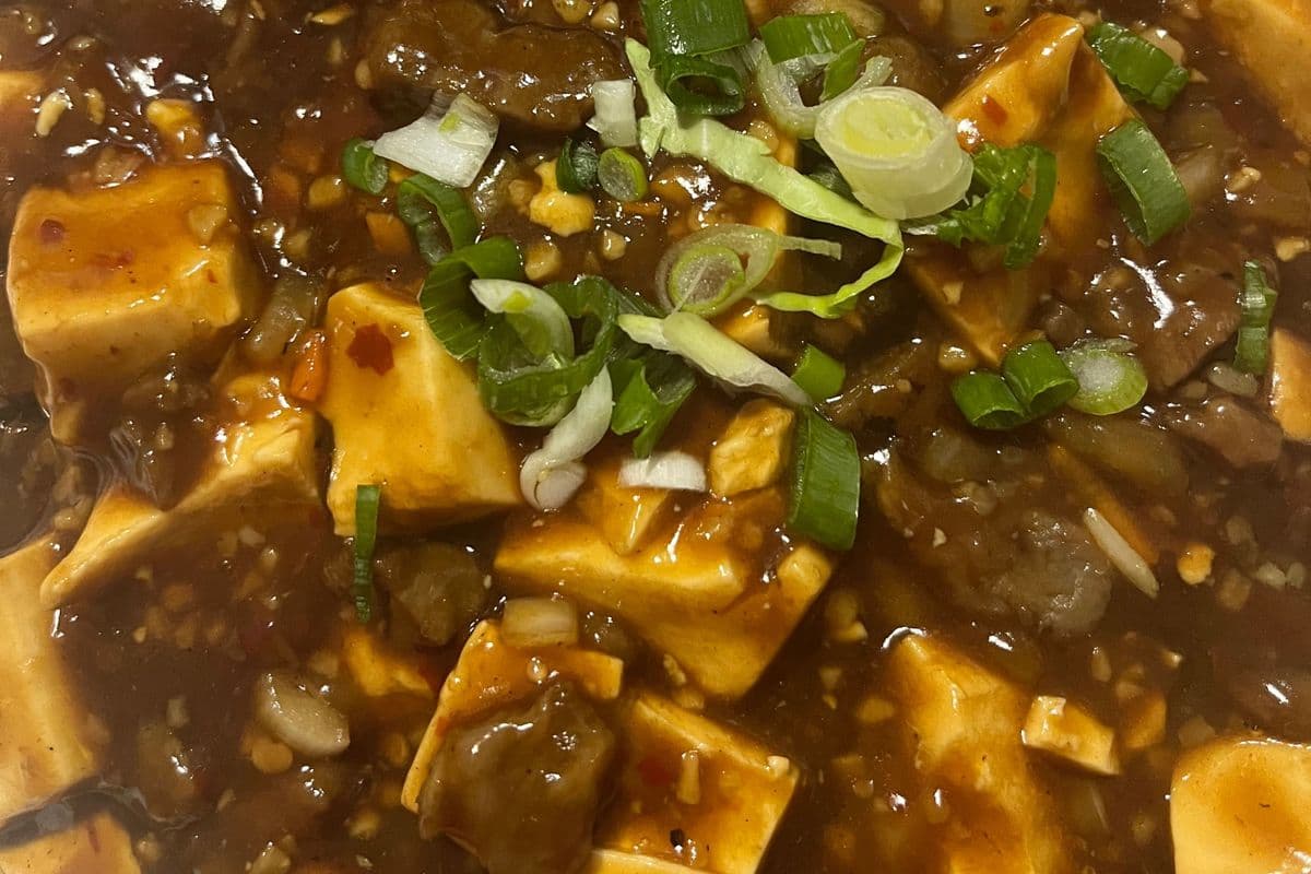 Grandmother's Bean Curd on Rice麻婆豆腐饭