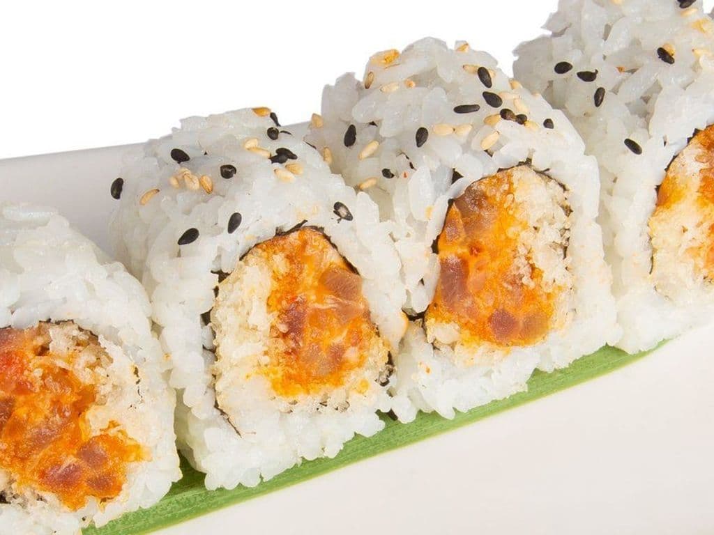 M13. Spicy Red Tuna Roll (6 Pcs)
