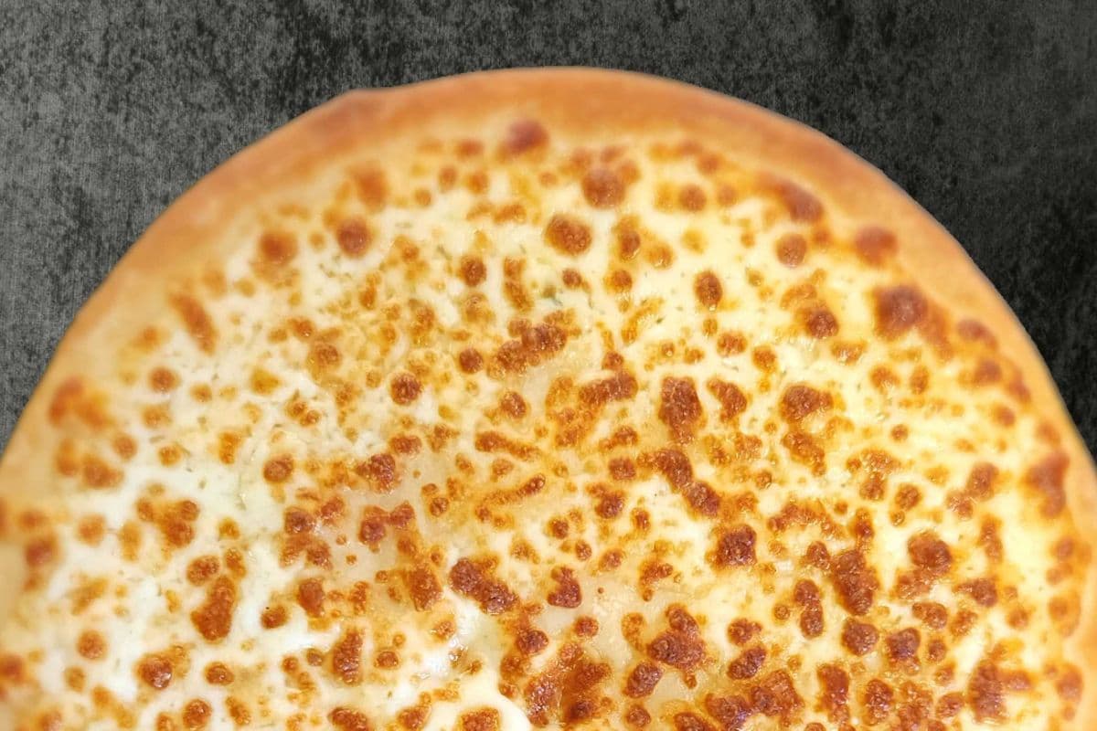 Small Garlic Fingers with Cheese