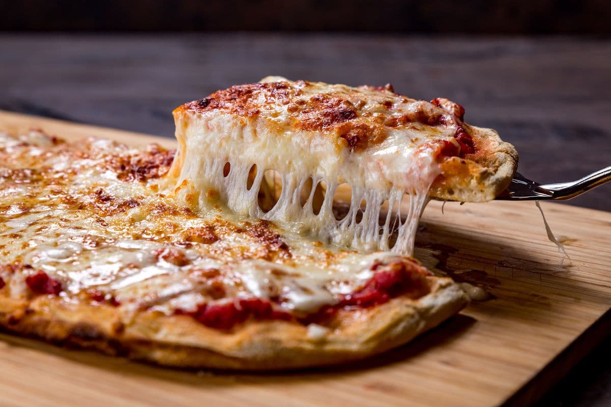 Simply Cheese Pizza