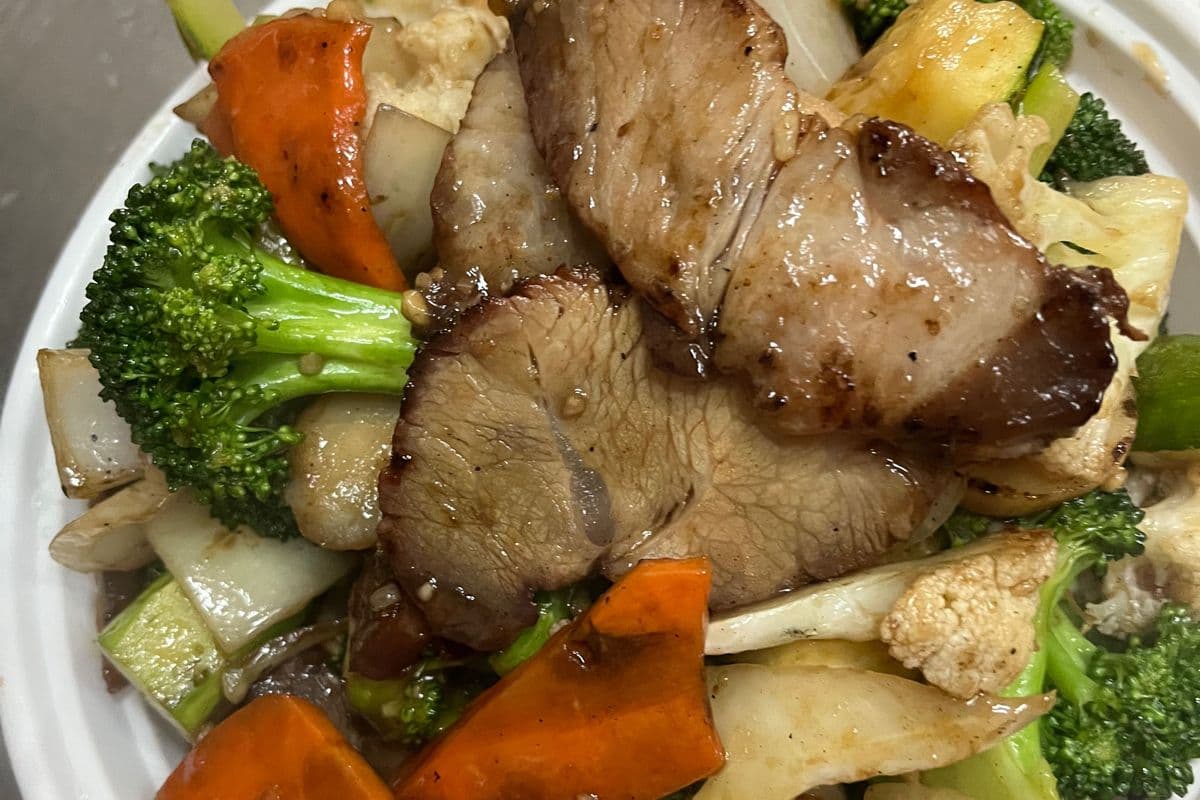 BBQ Pork Chop Suey叉烧什碎
