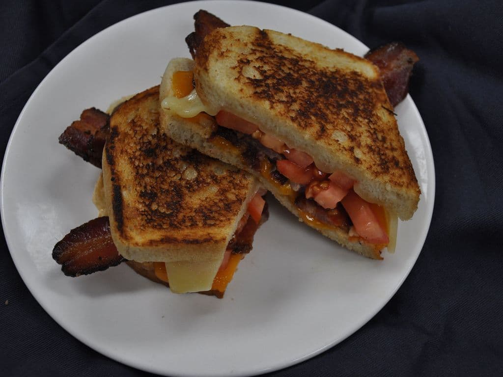 Bacon Tomato Grilled Cheese