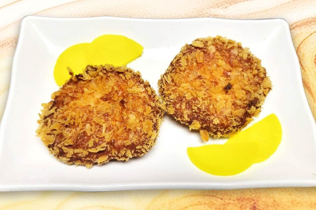 Deep Fried Cuttlefish and Shrimp Cake / 炸花枝蝦排