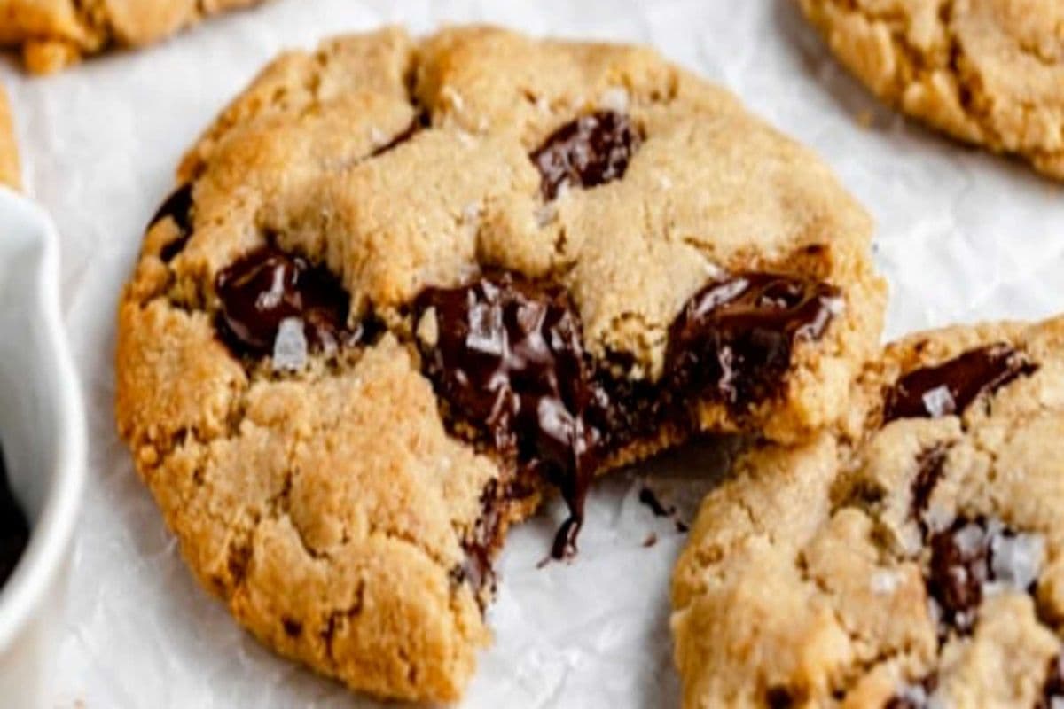 Cookies - Chocolate Chip or Oatmeat