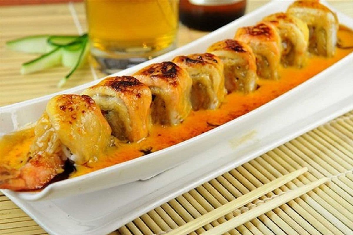 Torched Fire Dragon Roll (8 pcs)