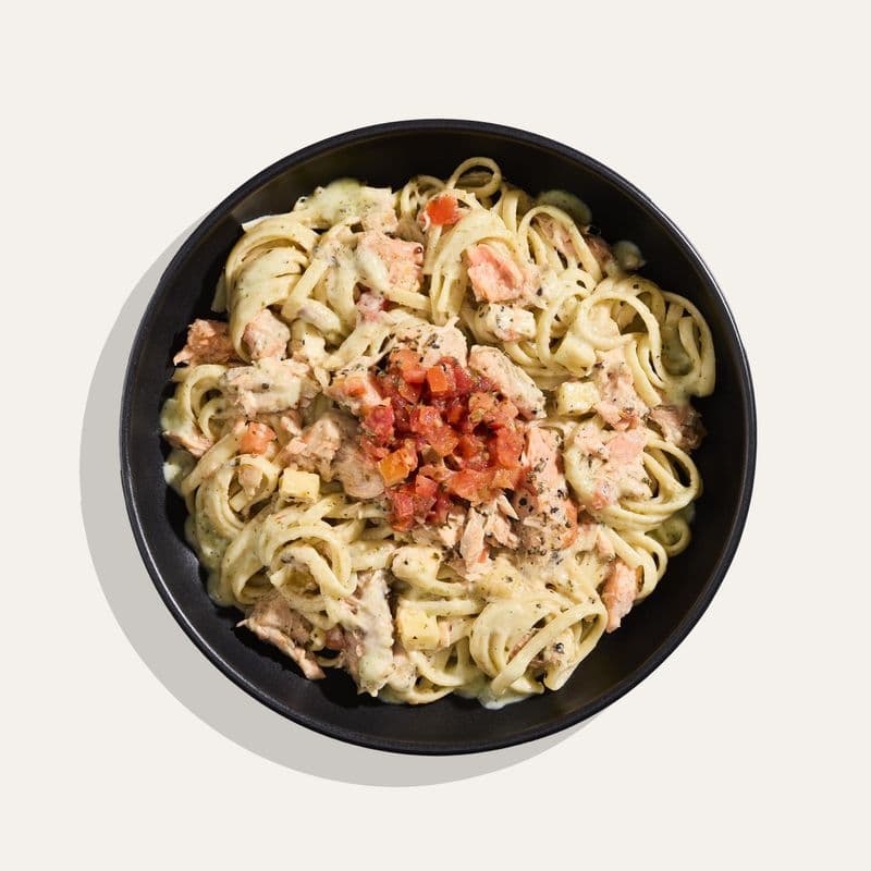 Linguine saumon, pesto & brie - modérée / Chicken, parmesan & pepper linguine - moderate