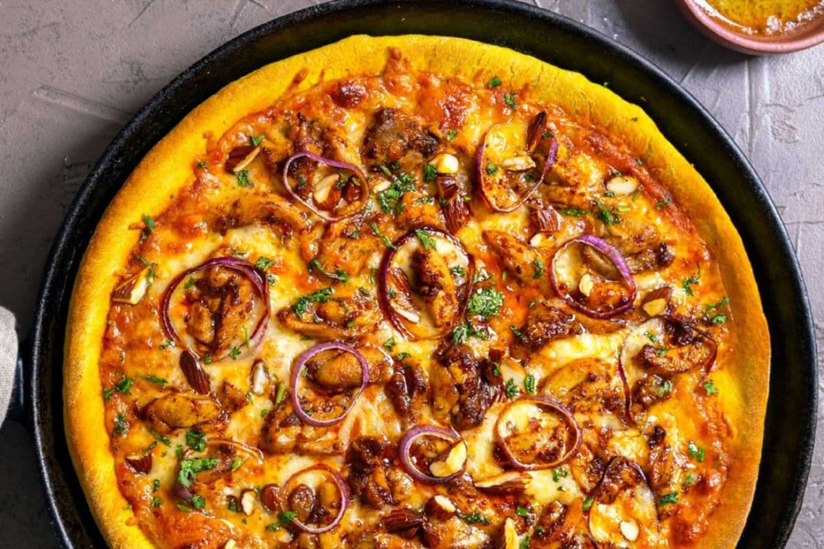 Butter Chicken Pizza