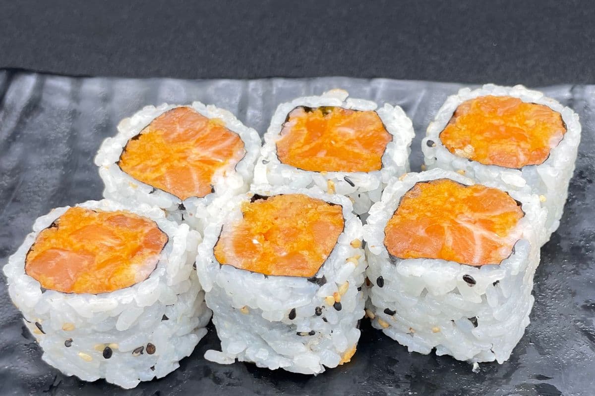 501. Spicy Salmon Roll