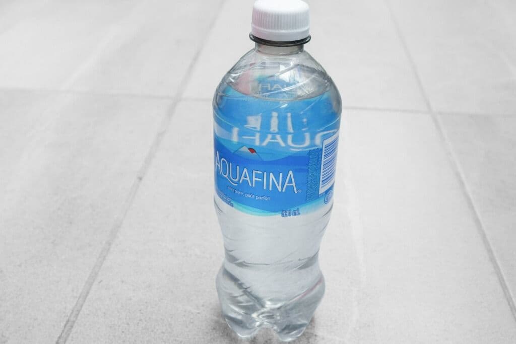 Aquafina (591ml)