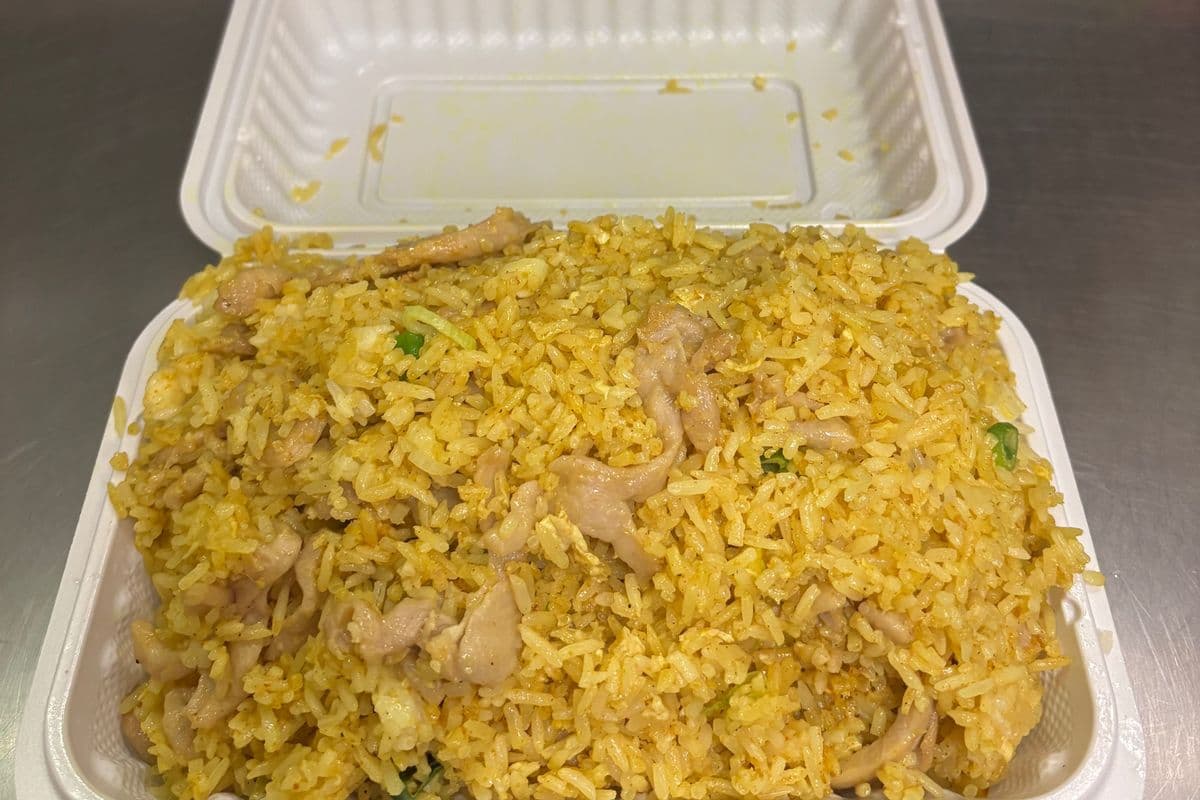R6. Curry Chicken Fried Rice