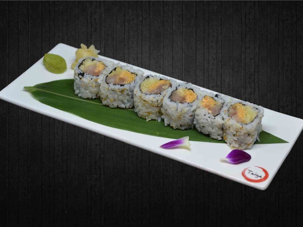Spicy Scallop Roll
