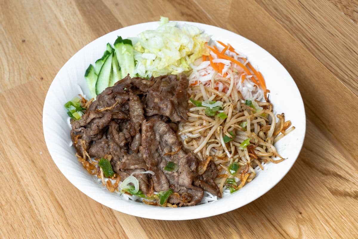 18. Stir-Fried Lemongrass Beef with Vermicelli - Bun Bo Xao