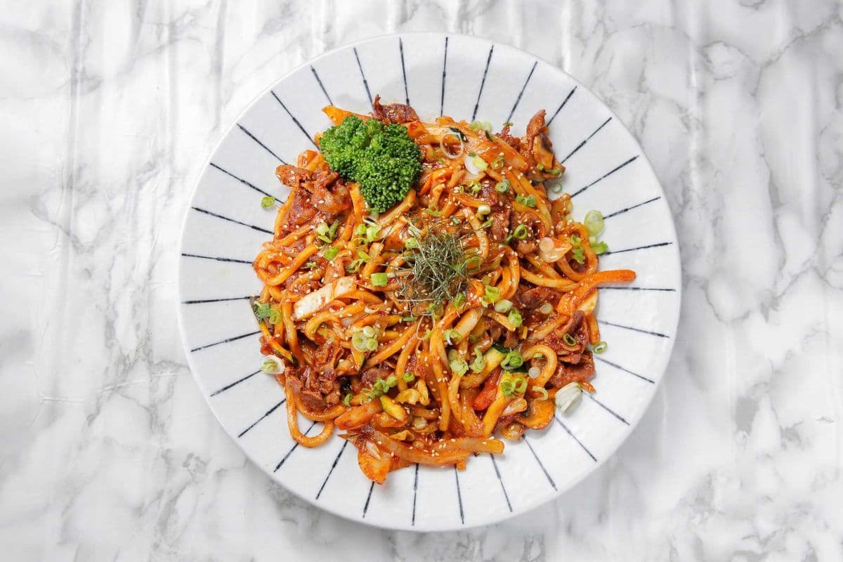 Spicy Pork Yakiudon