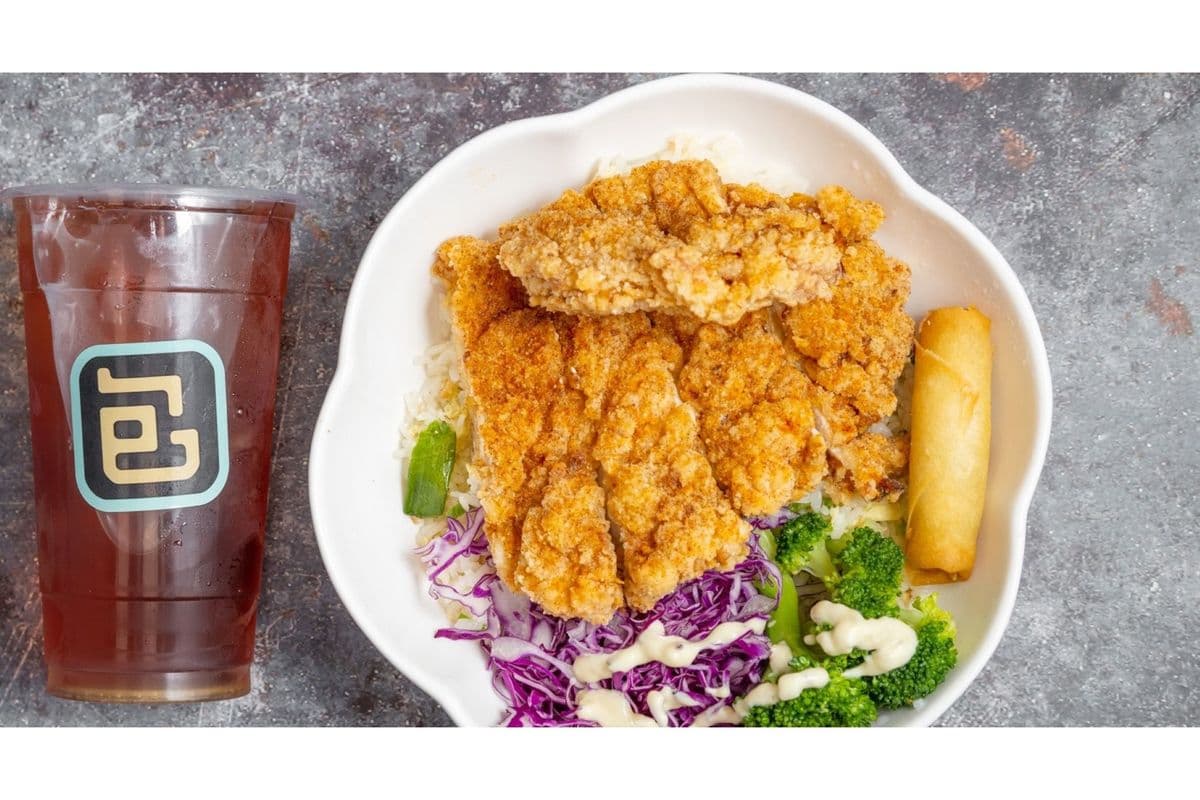 02. Taiwanese Crispy Chicken Cutlet Combo 台式雞排套餐