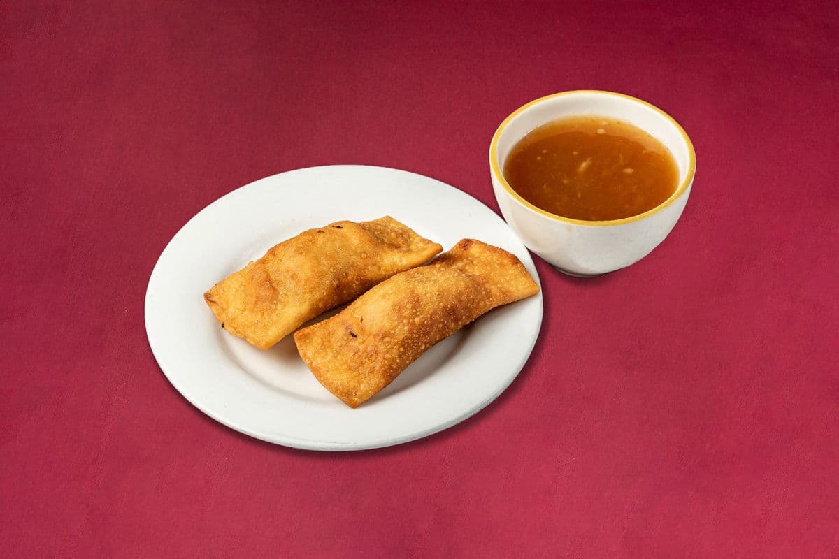 20. Rouleau aux oeufs (1 mc) / Egg Roll (1 pc)