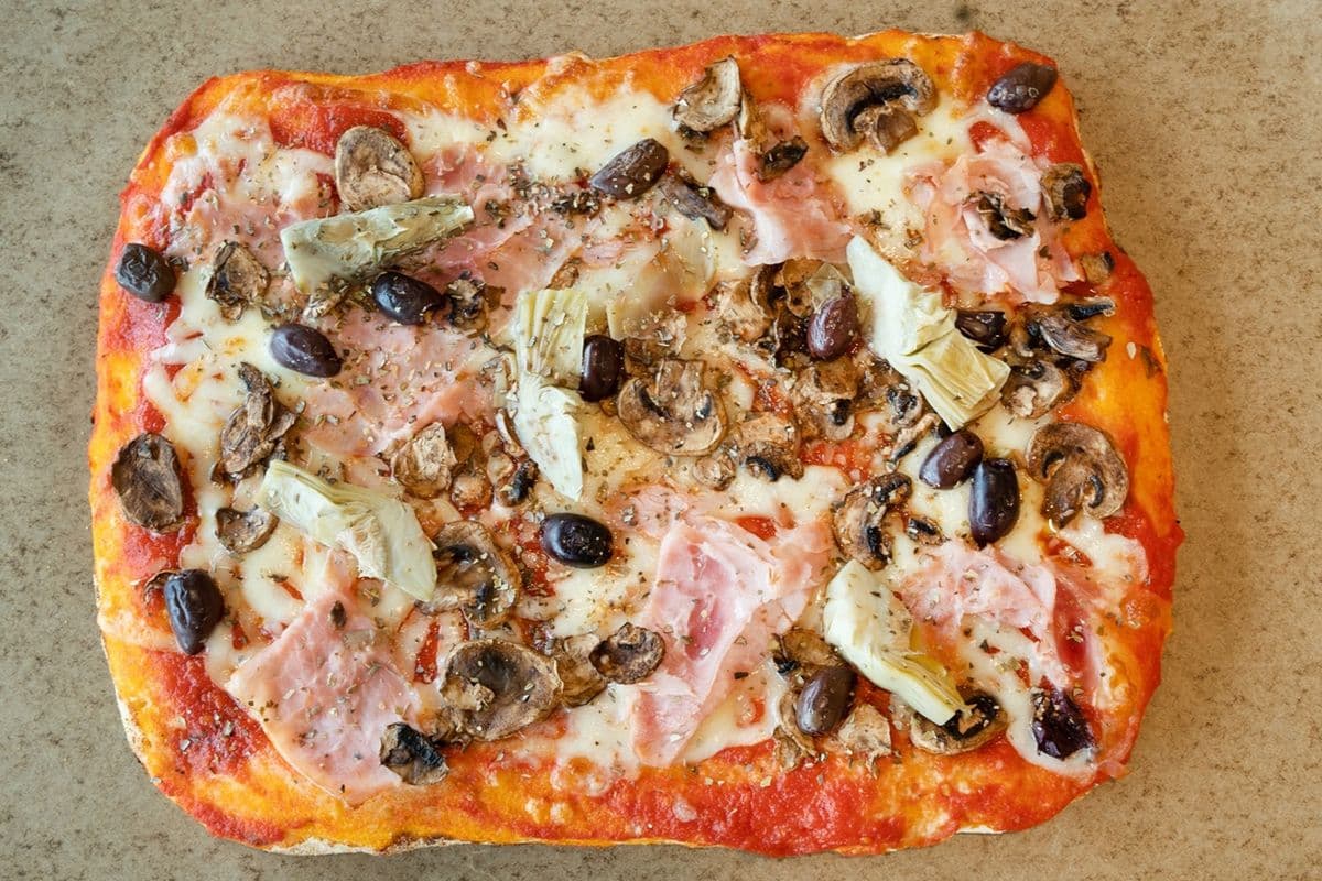 Capricciosa Pizza