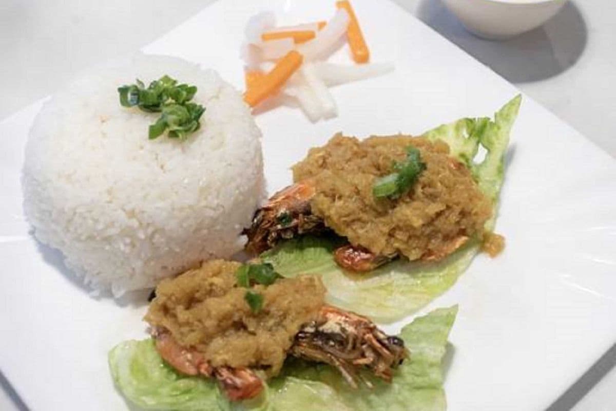410. Caramelized Jumbo Prawns - Tom Cang Kho Tau