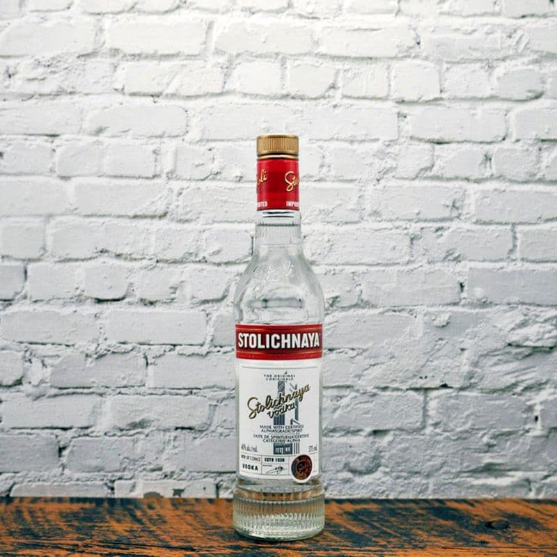 Stolichnaya Vodka (375 ml)