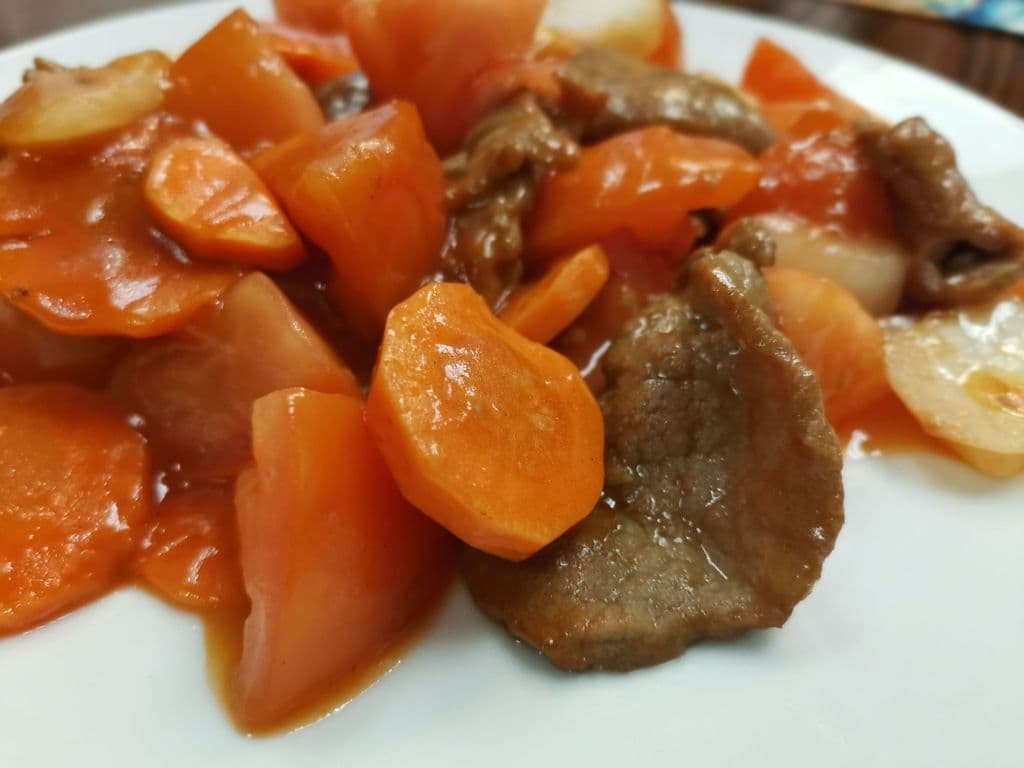 Tender Beef W/ Tomato - OO