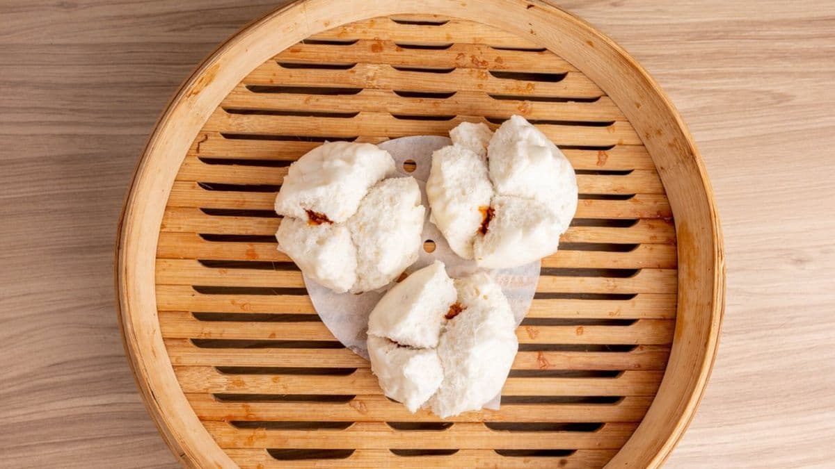 BBQ Pork Buns 蜜汁叉燒包 (3 pcs)