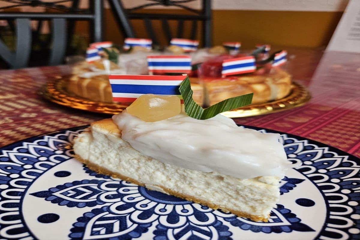 Coconut Cheese Cake
