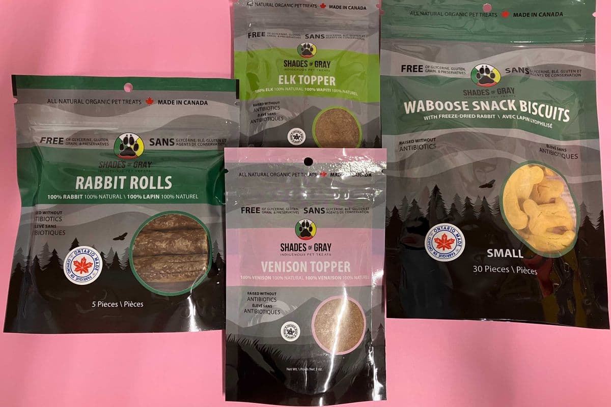 Shades Of Gray Dog Treat: Waboose Snack Biscuits (30 pcs)