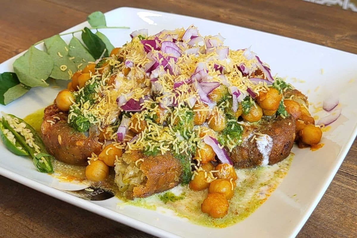 Aloo Tikki Chaat